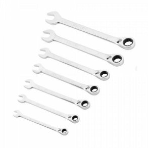 Ratchet combination wrench set with switch