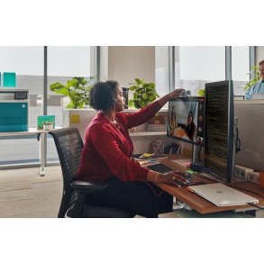 HP Poly Blackwire 3325 Stereo Microsoft Teams Certified USB-C Headset +3.5mm Plug +USB-C/A Adapter