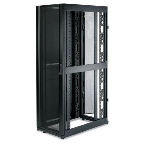 Vgmonteret rack kabinet APC AR3100