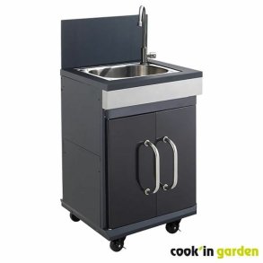Kl�de Cook'in Garden