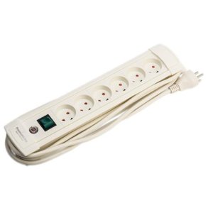 Premium-Line 6-stikdse m/jord m/3m ledning hvid